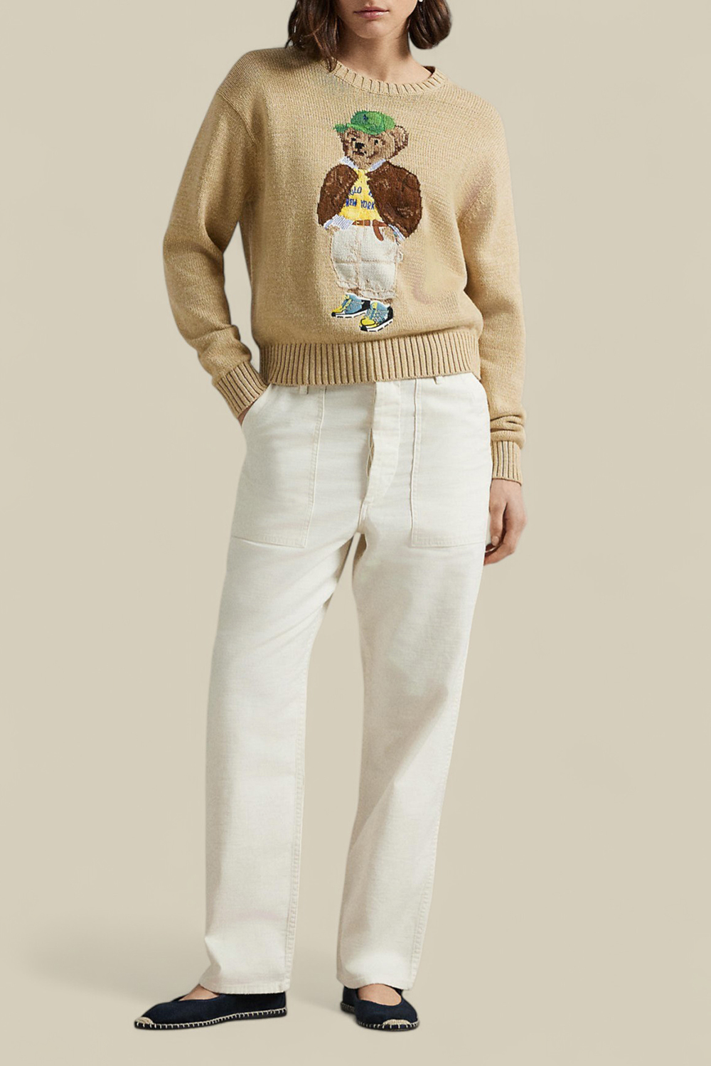 תמונת כל הלוק של סריג דובי פולו קלאסי